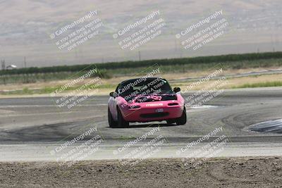 media/Jun-01-2024-CalClub SCCA (Sat) [[0aa0dc4a91]]/Group 3/Race/